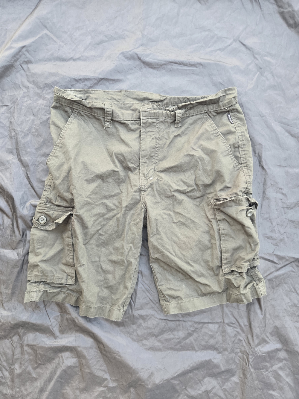 Ring of Fire Men's Cargo Shorts in Light Tan